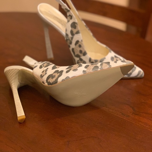 Shoes - Picture 6 of 7